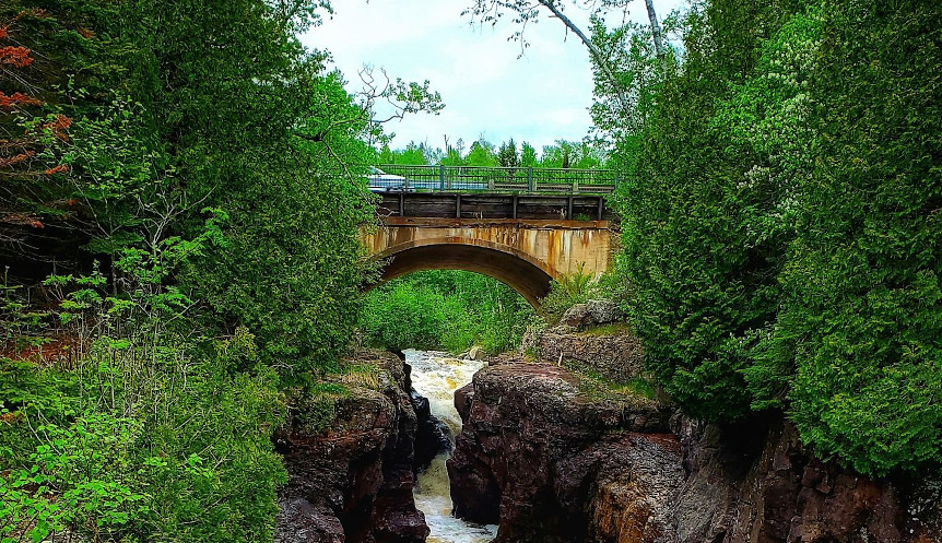Bridge over rushing water in Temperance River State Park, Minnesota